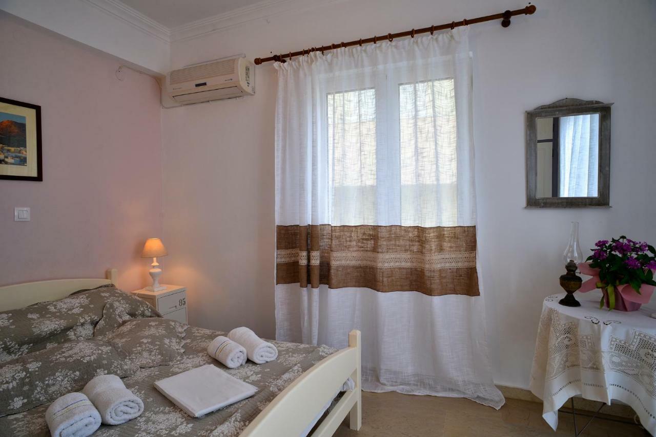 Katerina Rooms & Studios 古卡斯特隆 外观 照片